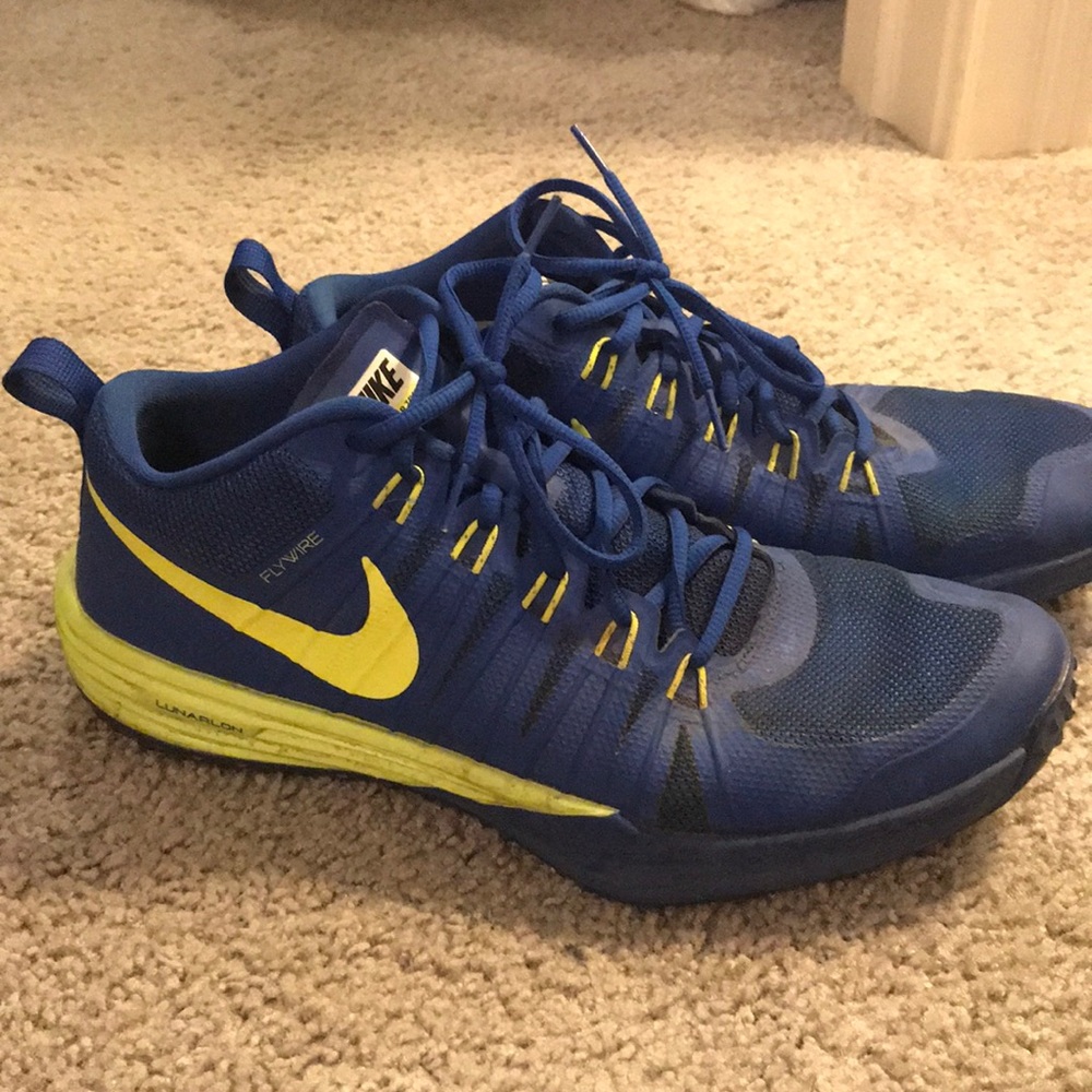 Nike lunarlon sneakers